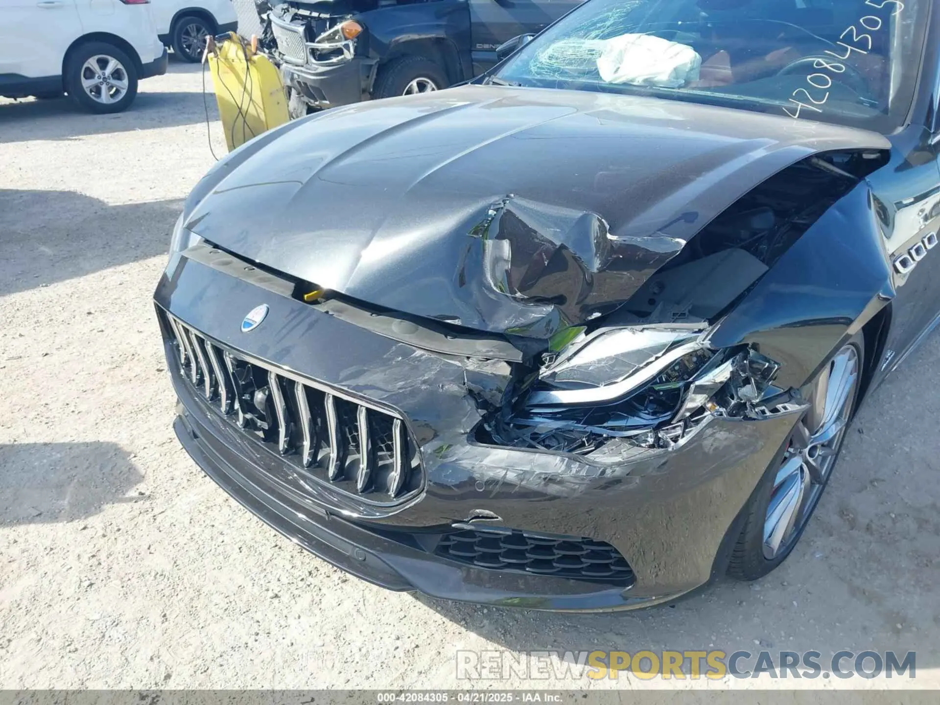 6 Photograph of a damaged car ZAM56YPL8M1373172 MASERATI QUATTROPORTE 2021