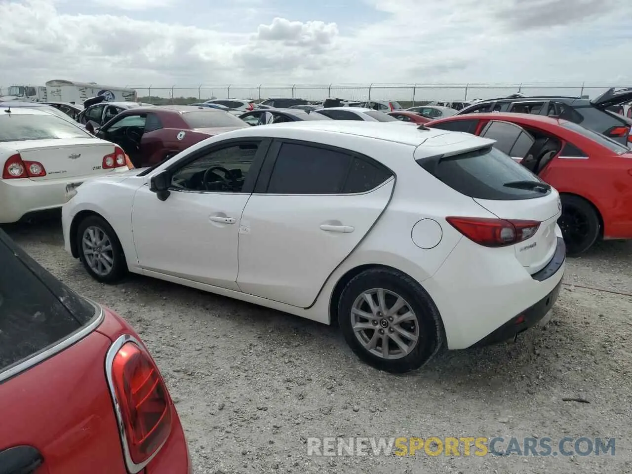 2 Photograph of a damaged car JM1BM1L74E1172206 MAZDA 3 2014