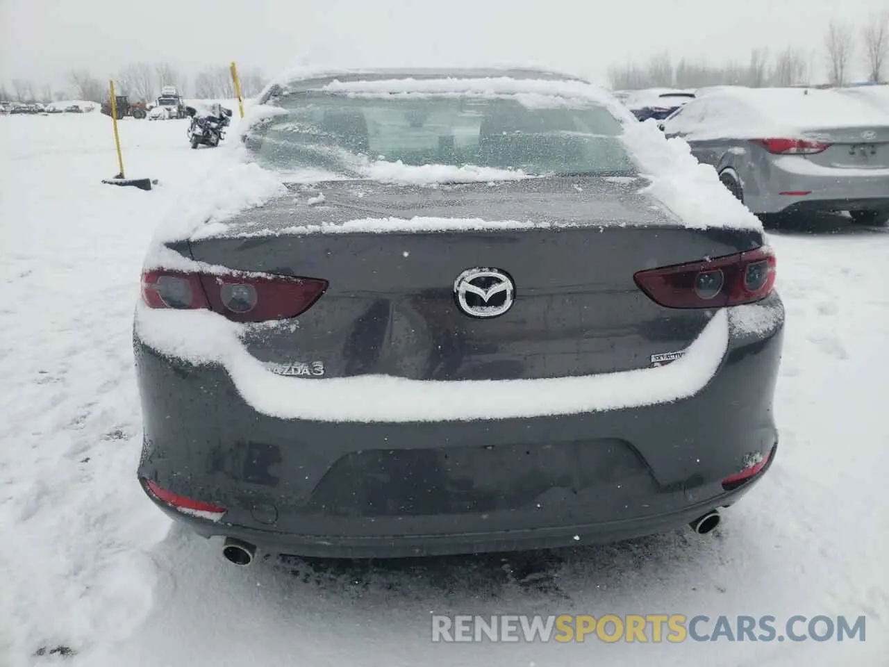 6 Photograph of a damaged car 3MZBPAB71KM103025 MAZDA 3 2019