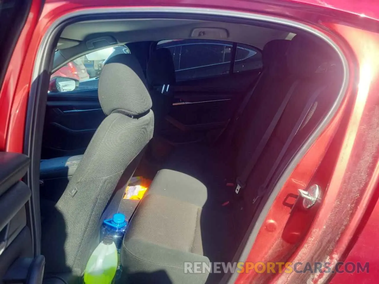 10 Photograph of a damaged car 3MZBPAB74KM103567 MAZDA 3 2019