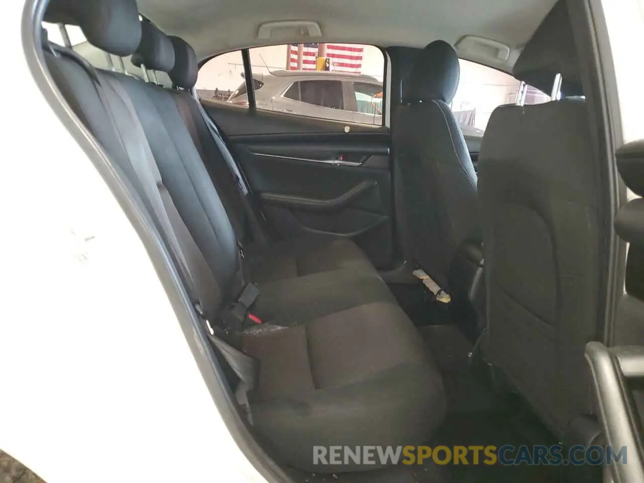 10 Photograph of a damaged car 3MZBPABL4KM114291 MAZDA 3 2019
