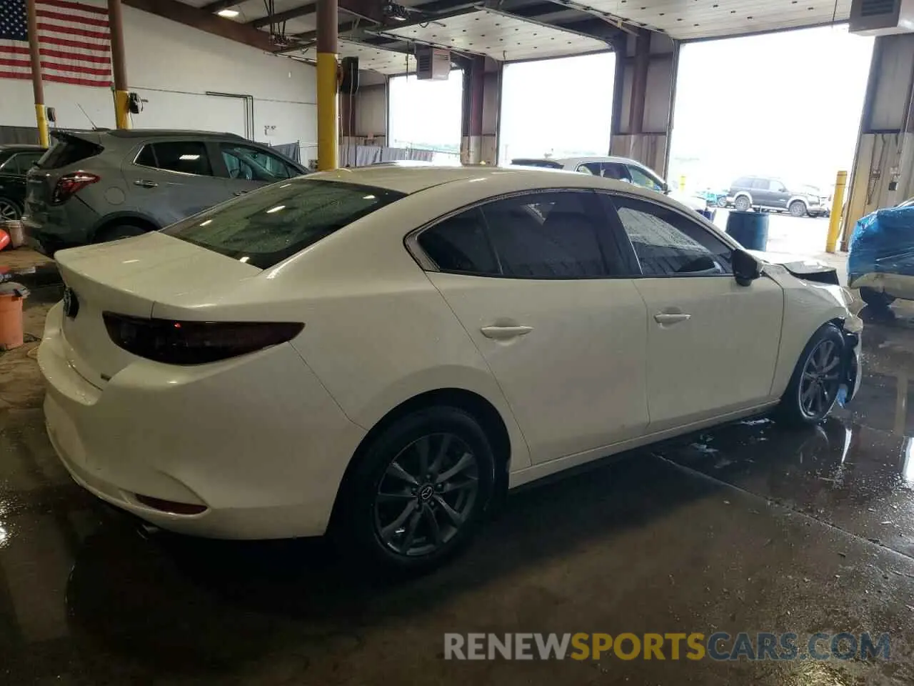 3 Photograph of a damaged car 3MZBPABL4KM114291 MAZDA 3 2019