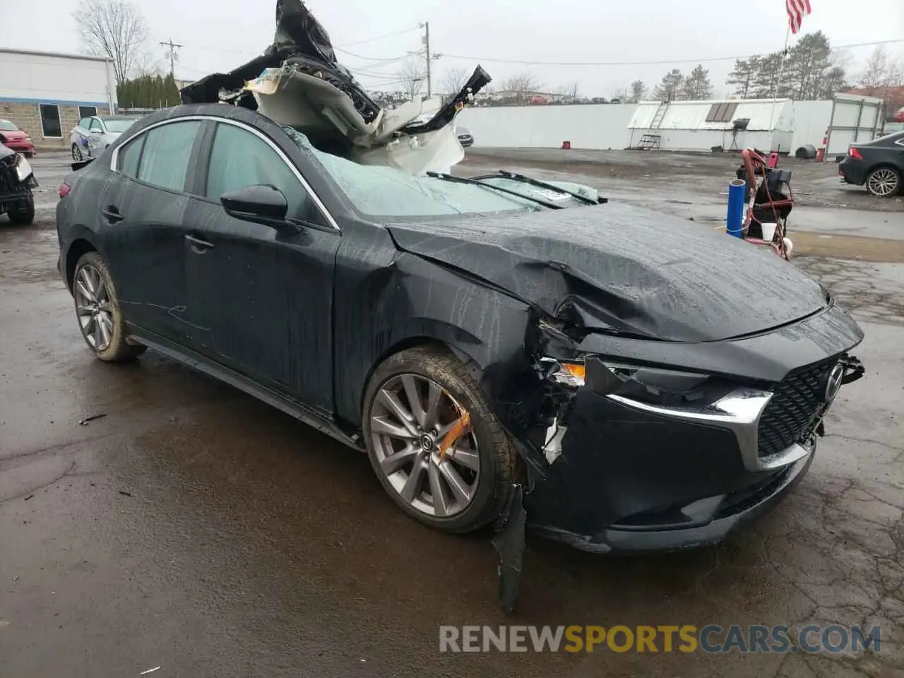 4 Photograph of a damaged car 3MZBPADL4KM113283 MAZDA 3 2019
