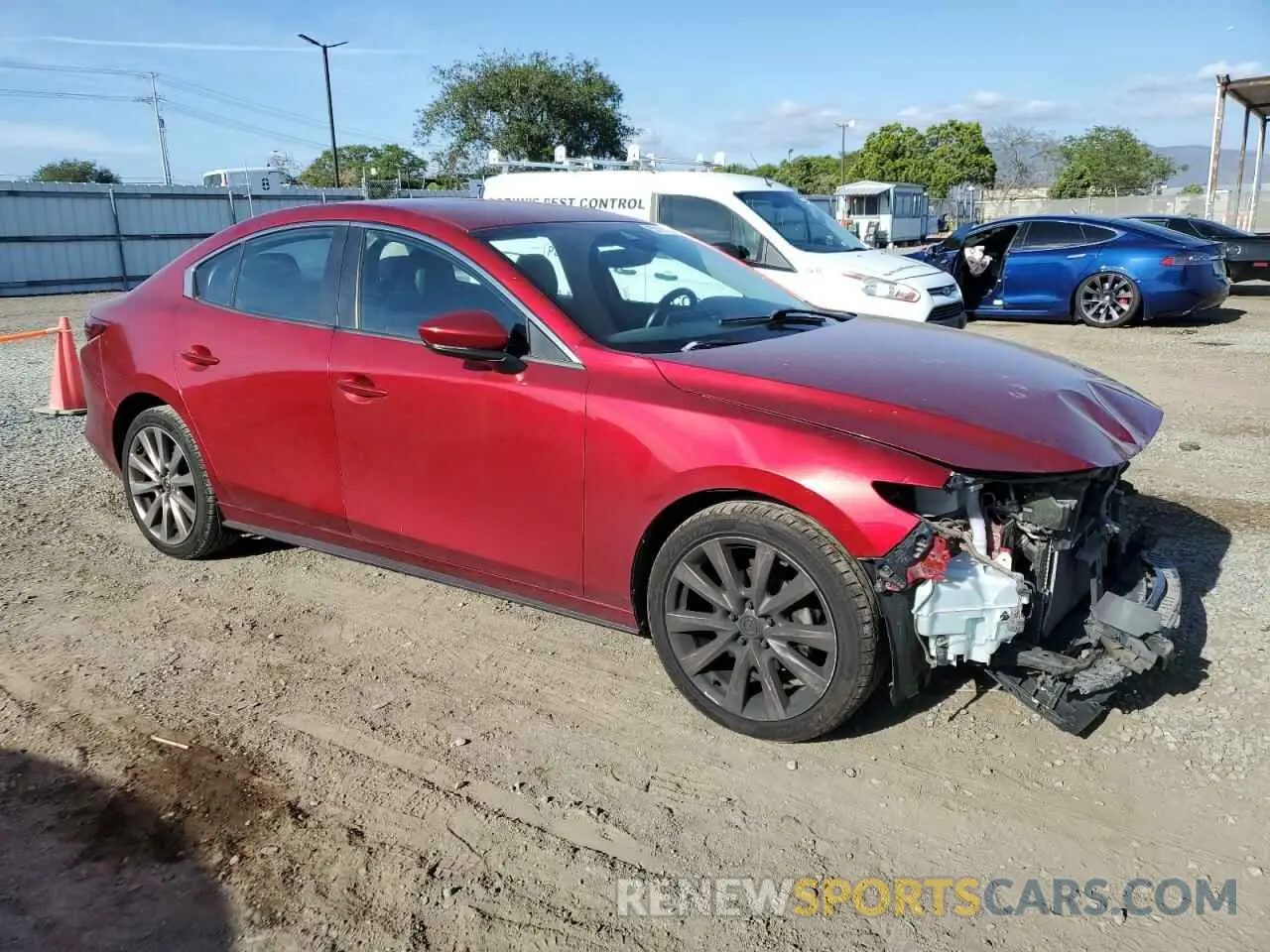 4 Photograph of a damaged car 3MZBPADL5KM112305 MAZDA 3 2019