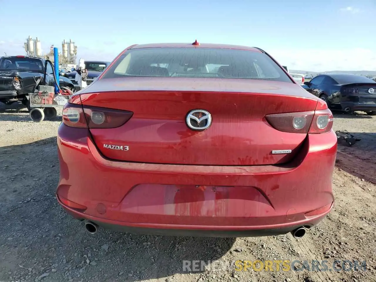 6 Photograph of a damaged car 3MZBPADL5KM112305 MAZDA 3 2019