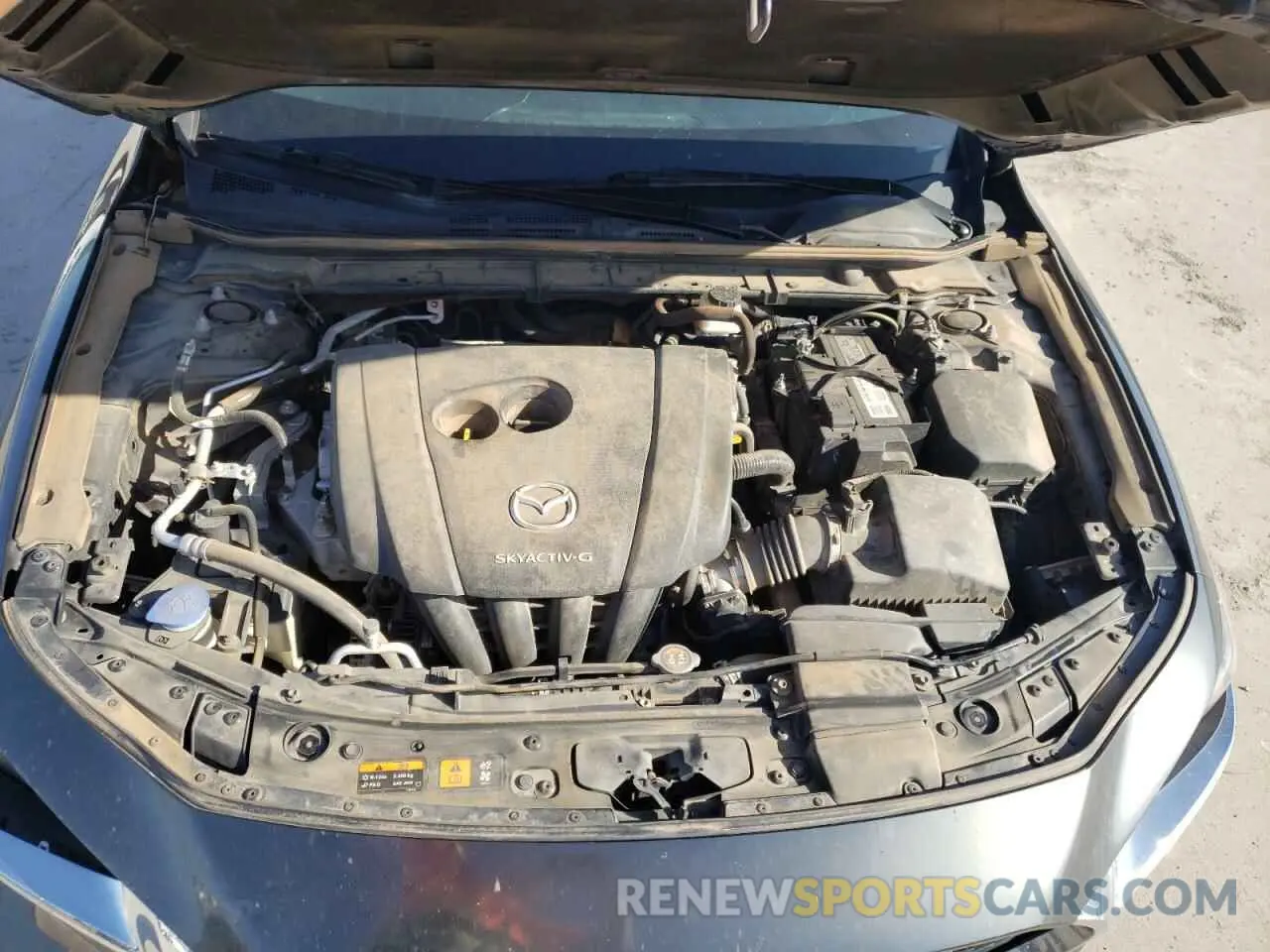 12 Photograph of a damaged car 3MZBPADL8KM110533 MAZDA 3 2019