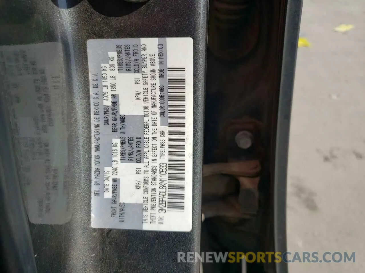 14 Photograph of a damaged car 3MZBPADL8KM110533 MAZDA 3 2019