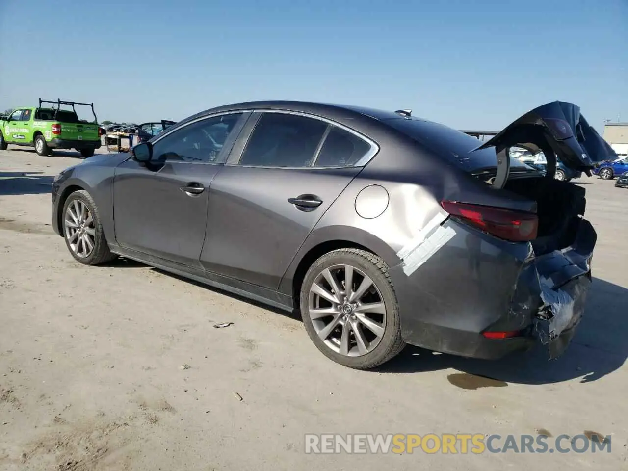 2 Photograph of a damaged car 3MZBPADL8KM110533 MAZDA 3 2019