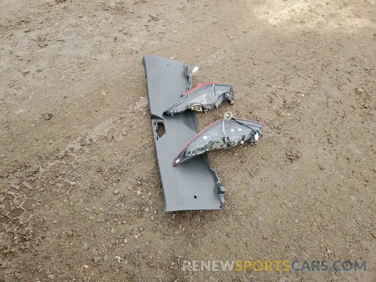 12 Photograph of a damaged car 3MZBPADM8KM103610 MAZDA 3 2019