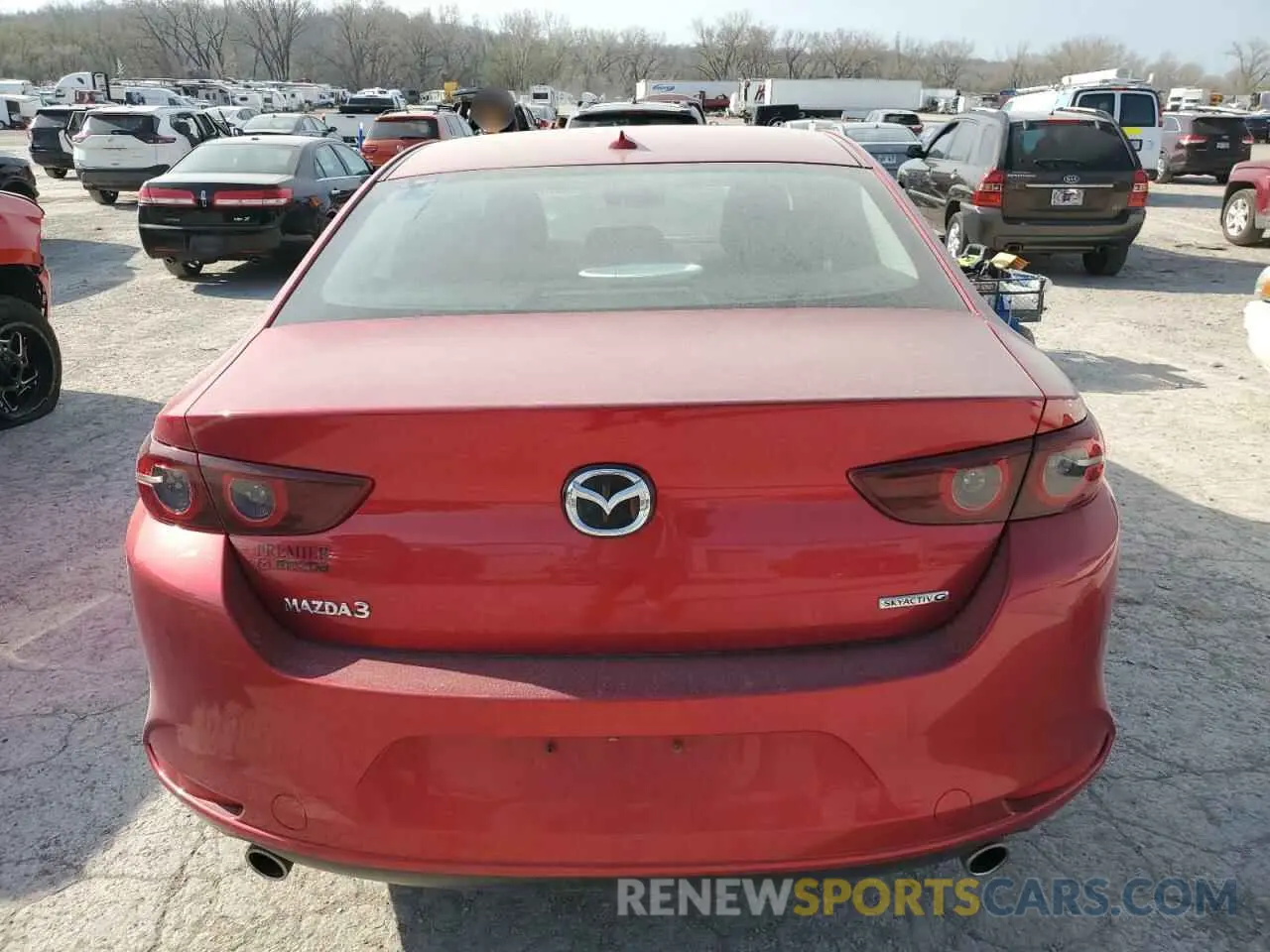 6 Photograph of a damaged car 3MZBPAEM6KM103443 MAZDA 3 2019