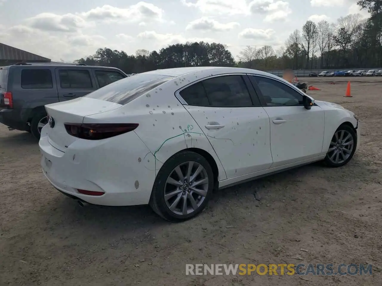 3 Photograph of a damaged car JM1BPACL5K1110913 MAZDA 3 2019