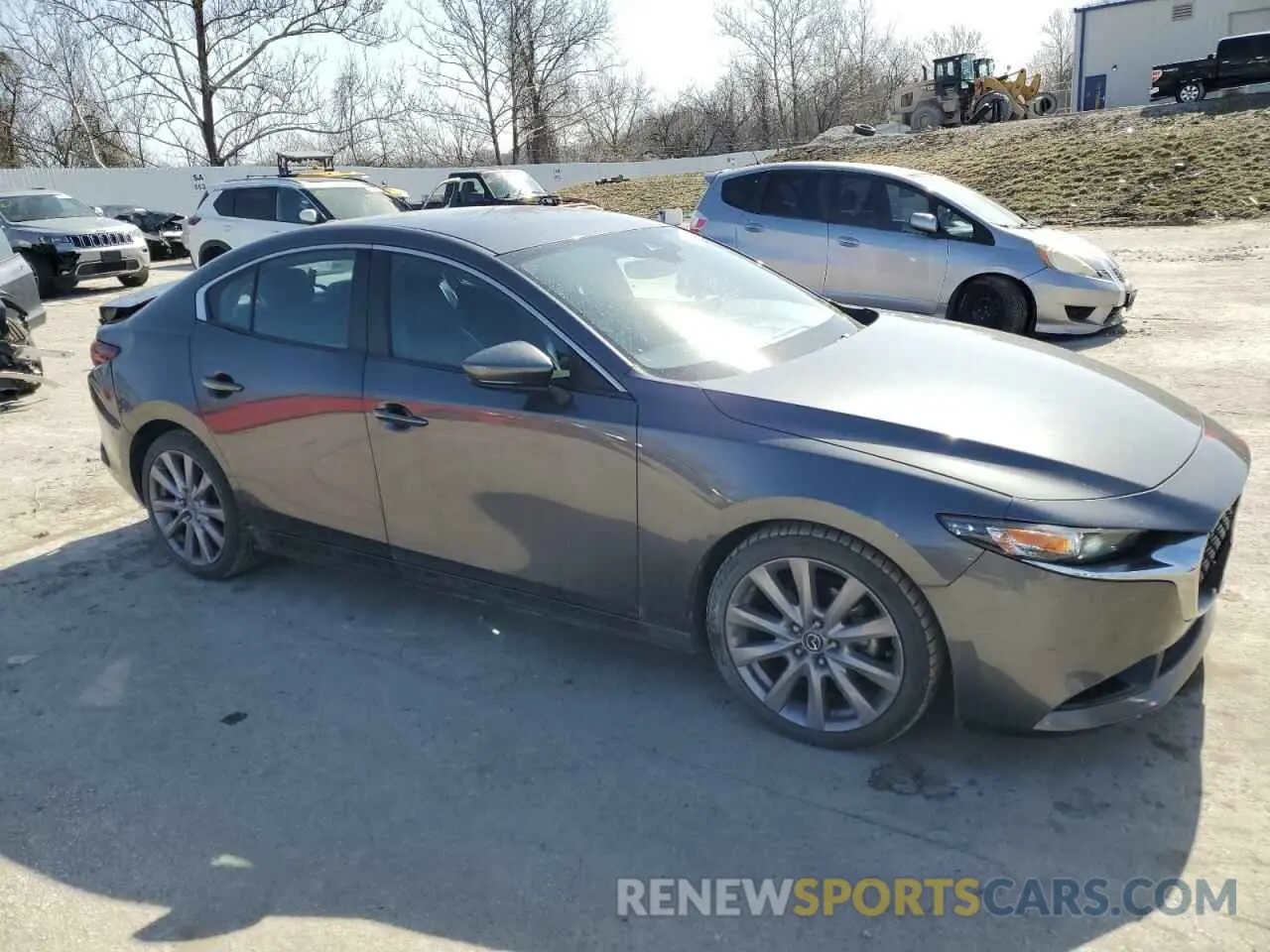 4 Photograph of a damaged car JM1BPBAM4K1116378 MAZDA 3 2019
