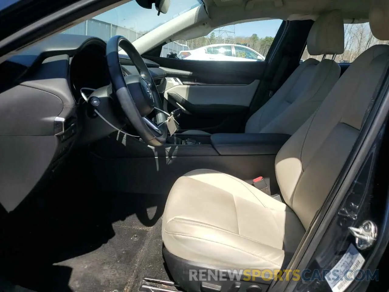 7 Photograph of a damaged car JM1BPBDM5K1118488 MAZDA 3 2019
