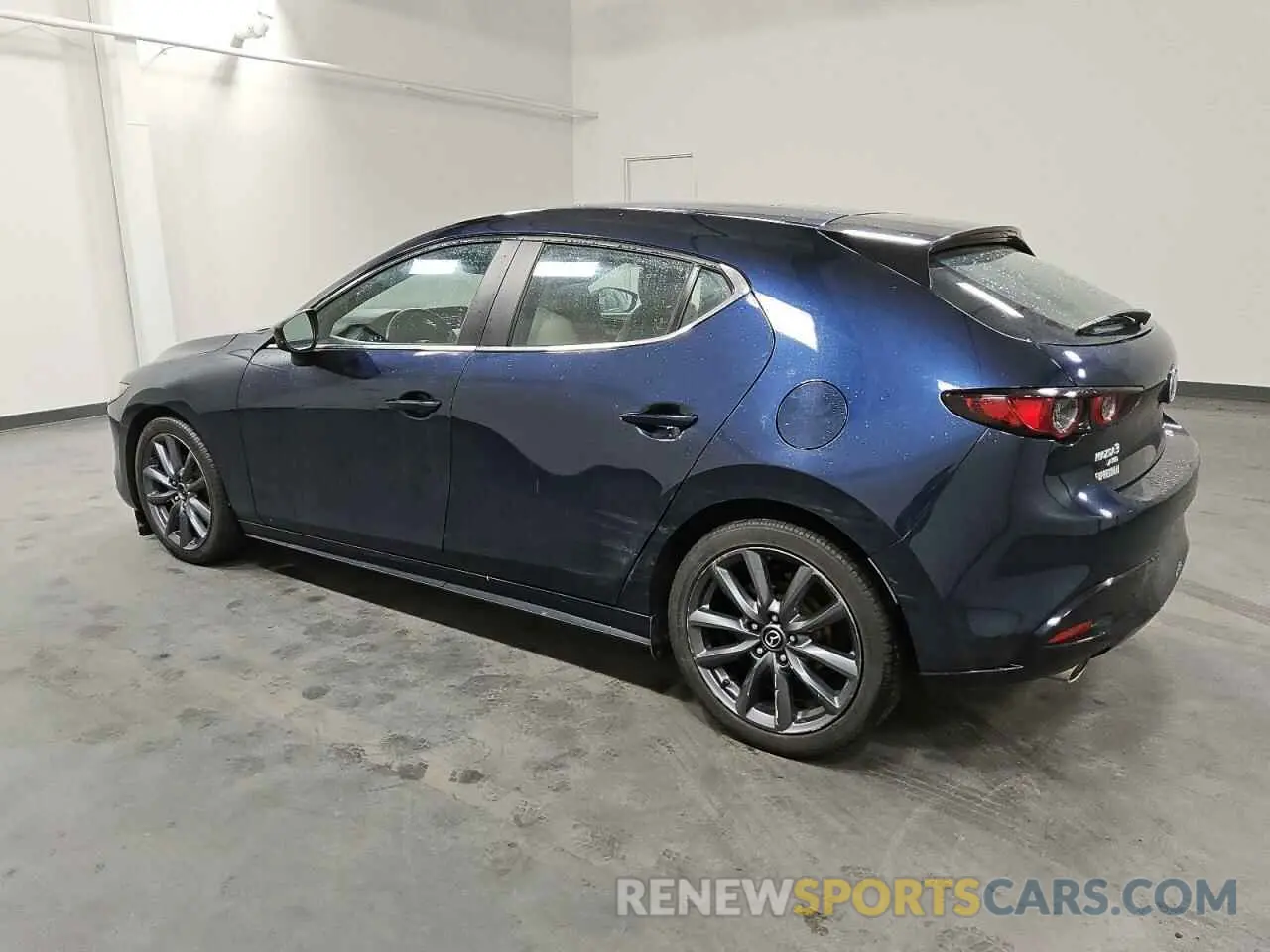 2 Photograph of a damaged car JM1BPBJMXK1131550 MAZDA 3 2019