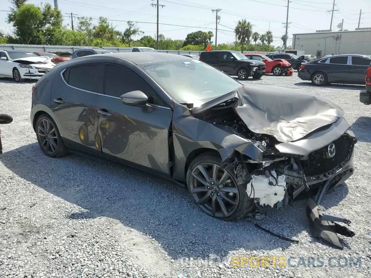 4 Photograph of a damaged car JM1BPBMM5K1134576 MAZDA 3 2019
