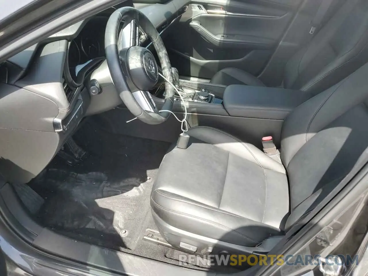 7 Photograph of a damaged car JM1BPBMM5K1134576 MAZDA 3 2019