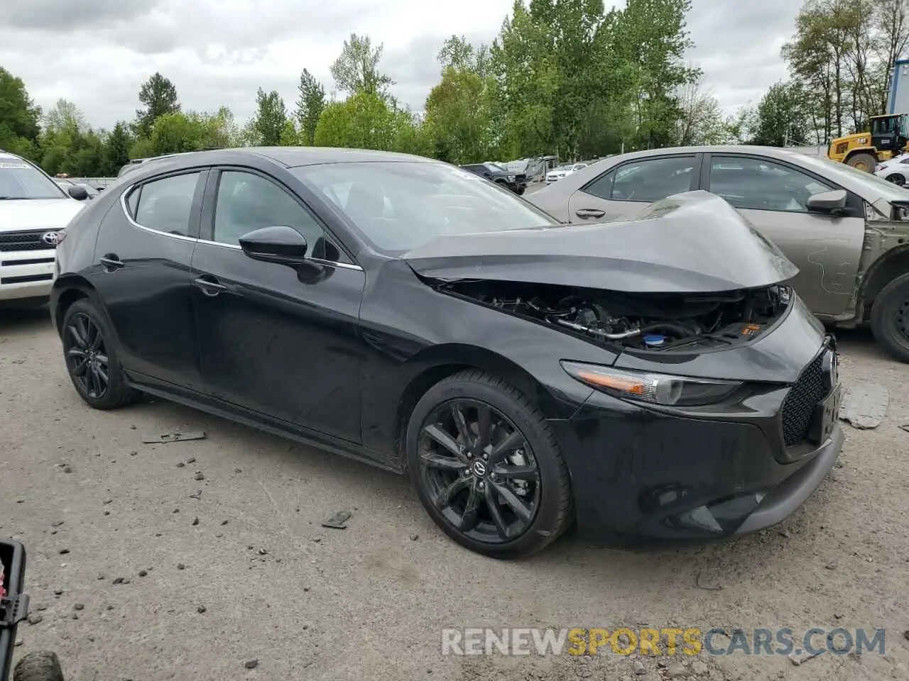 4 Photograph of a damaged car JM1BPBNM3K1140472 MAZDA 3 2019