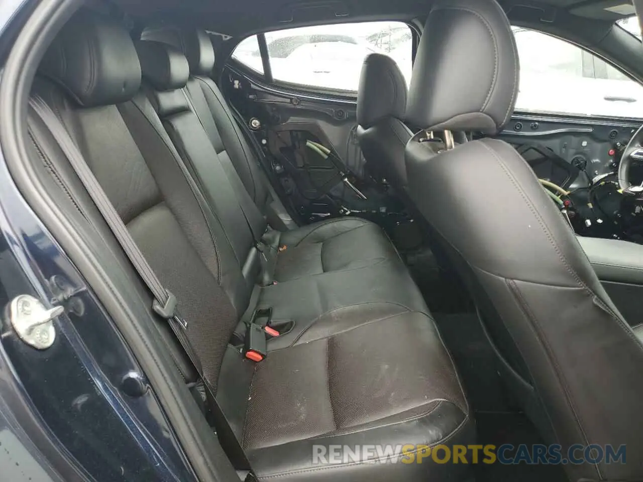 10 Photograph of a damaged car JM1BPBNM7K1125540 MAZDA 3 2019