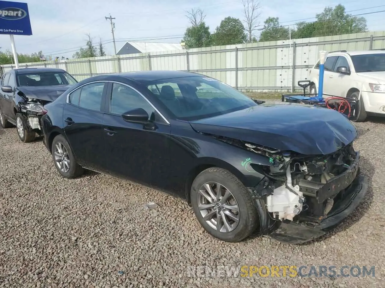 4 Photograph of a damaged car 3MZBPABL2LM130247 MAZDA 3 2020