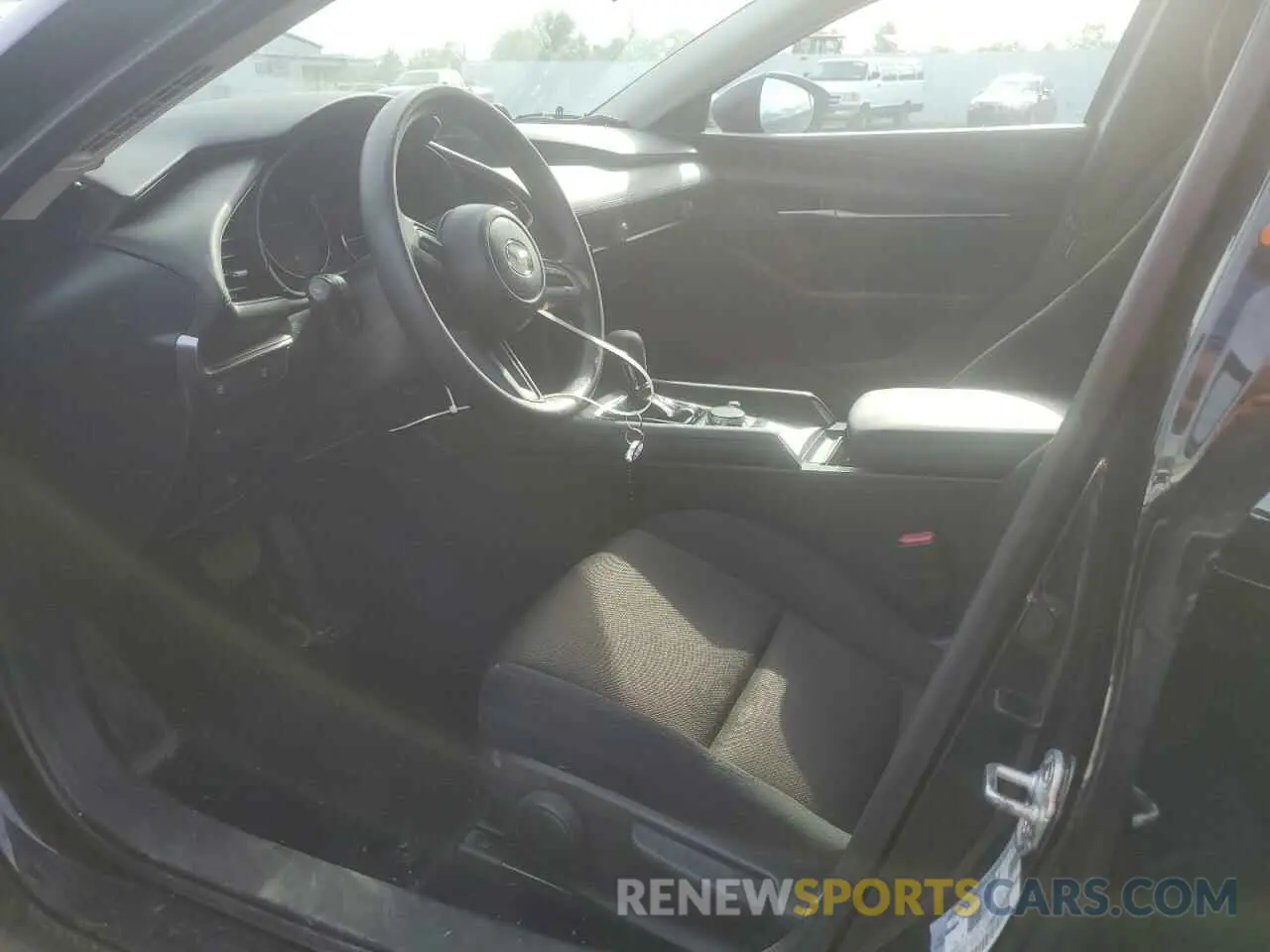 7 Photograph of a damaged car 3MZBPABL2LM130247 MAZDA 3 2020