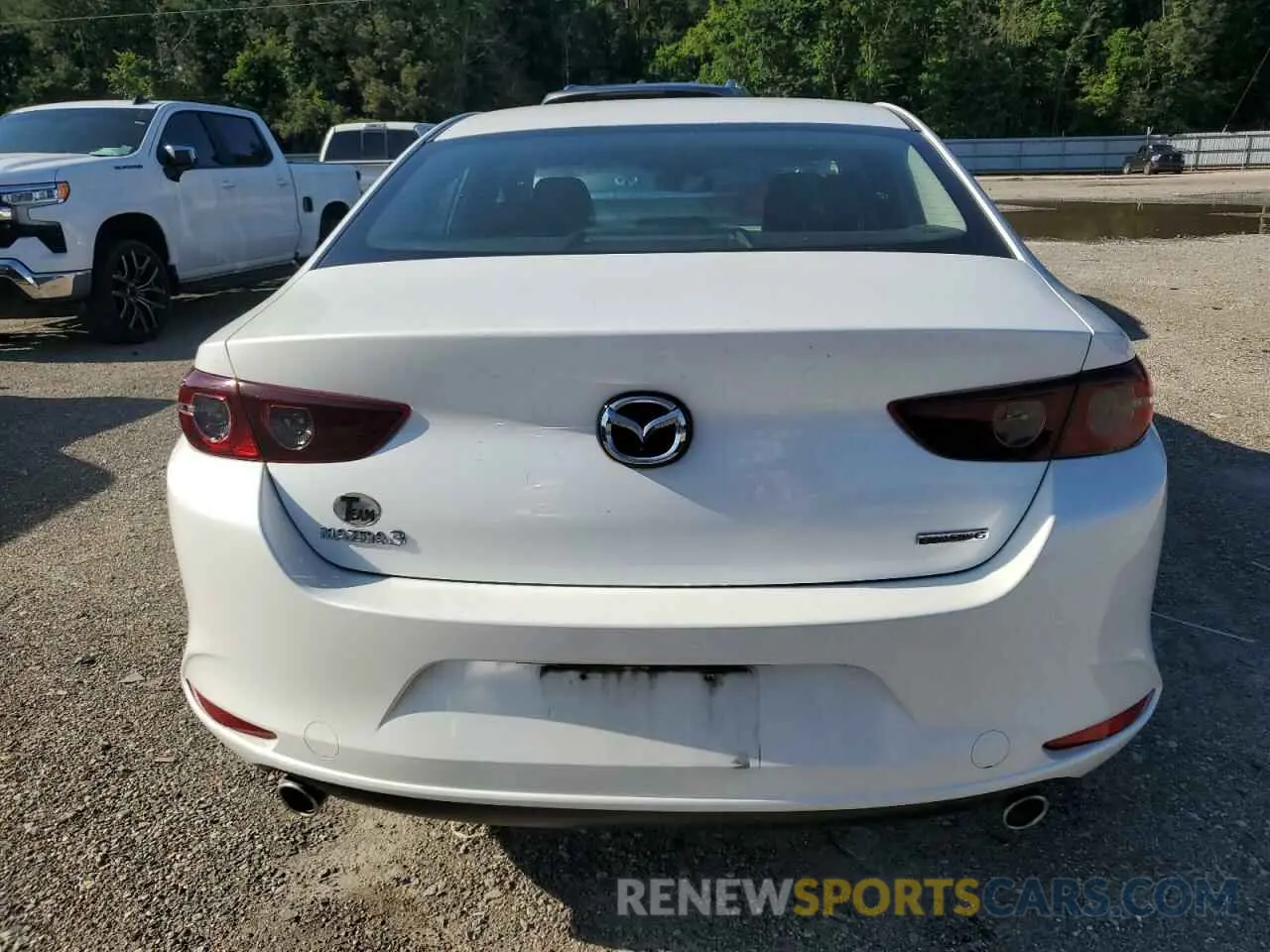 6 Photograph of a damaged car 3MZBPABL3LM118821 MAZDA 3 2020