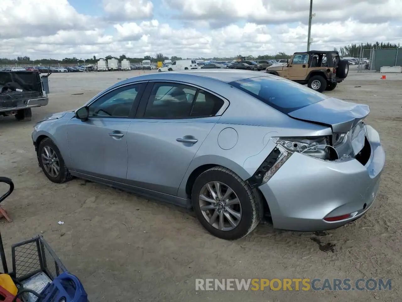 2 Photograph of a damaged car 3MZBPABL7LM134195 MAZDA 3 2020