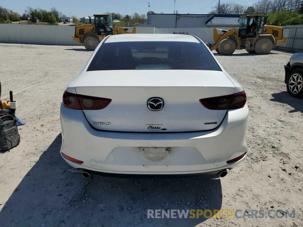 6 Photograph of a damaged car 3MZBPACL1LM132652 MAZDA 3 2020