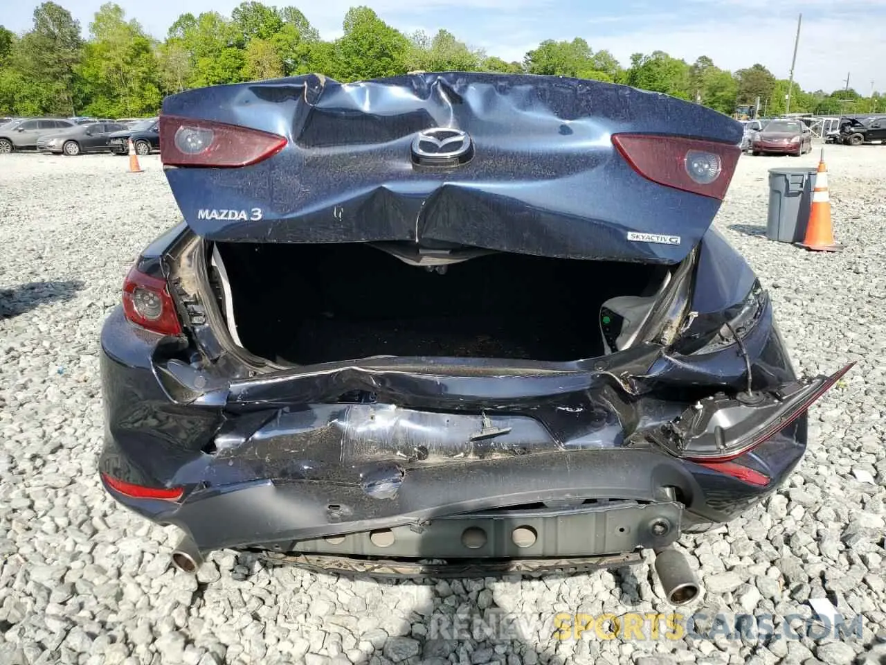 6 Photograph of a damaged car 3MZBPACL1LM139410 MAZDA 3 2020