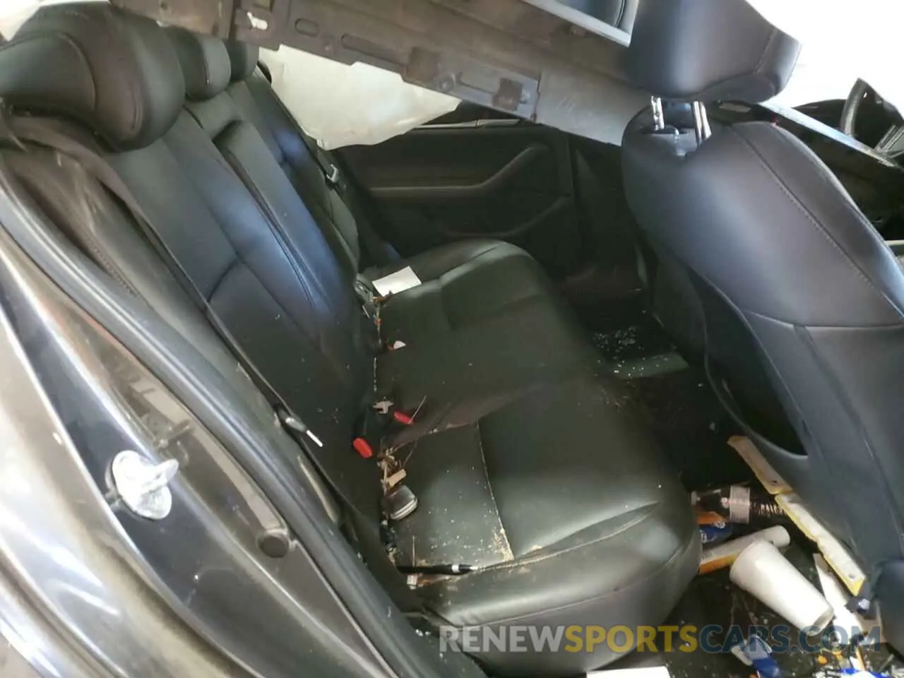 10 Photograph of a damaged car 3MZBPACL2LM131820 MAZDA 3 2020