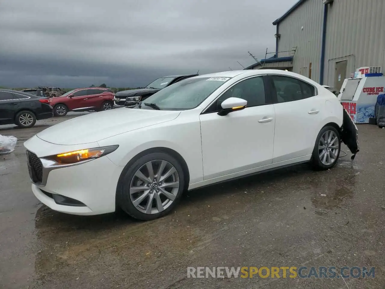 1 Photograph of a damaged car 3MZBPACL5LM128961 MAZDA 3 2020