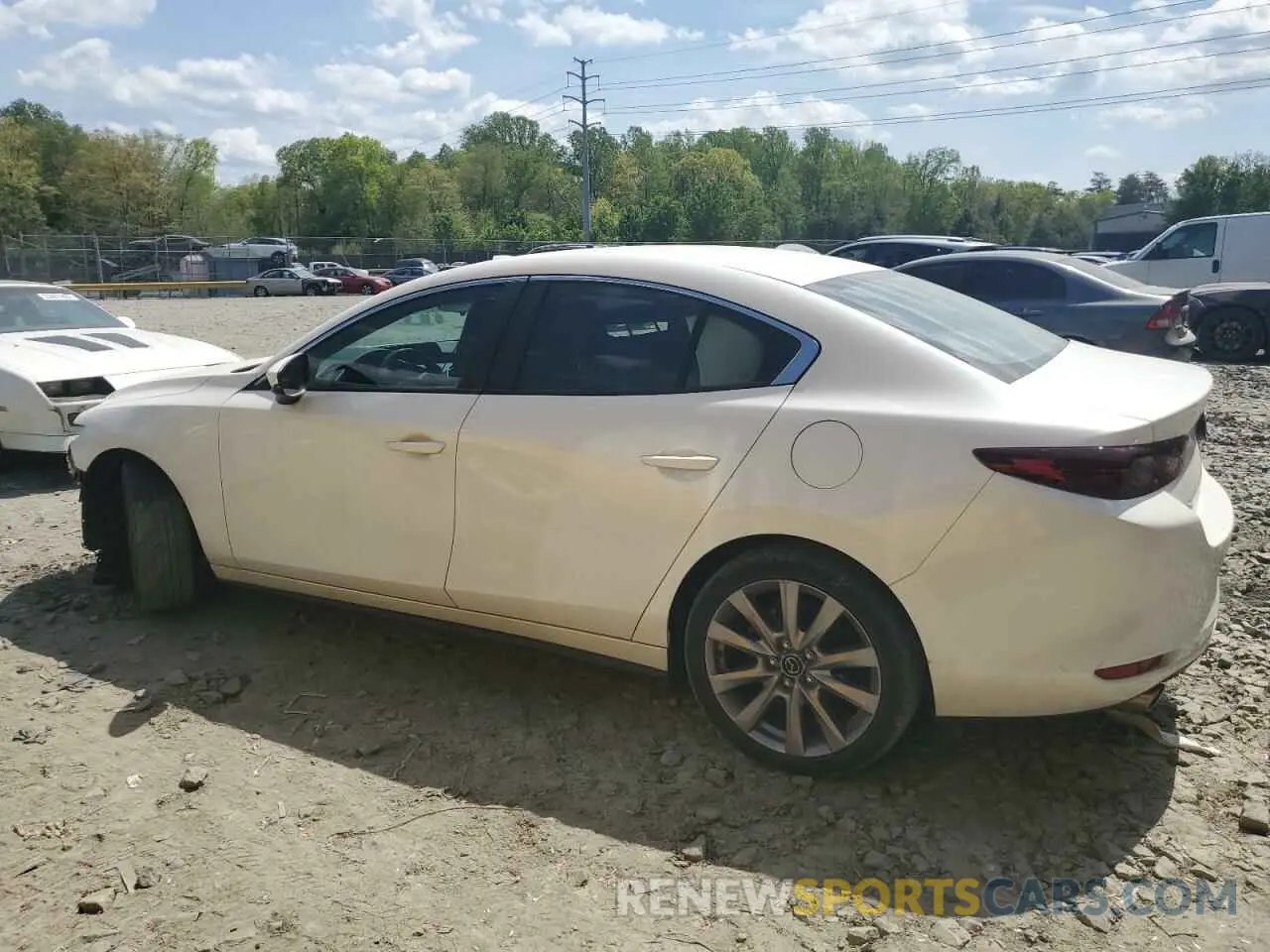 2 Photograph of a damaged car 3MZBPACL6LM132047 MAZDA 3 2020