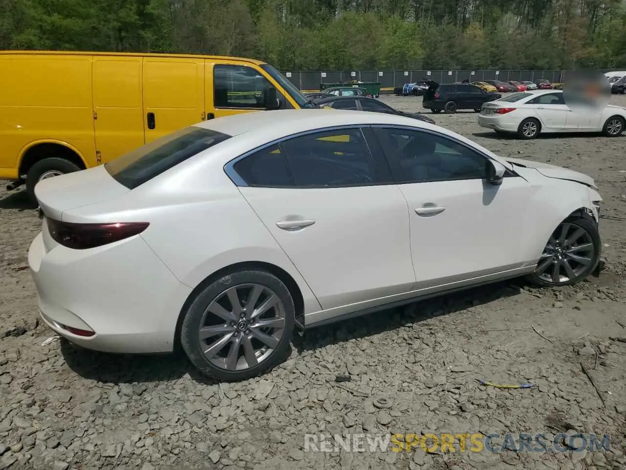 3 Photograph of a damaged car 3MZBPACL6LM132047 MAZDA 3 2020