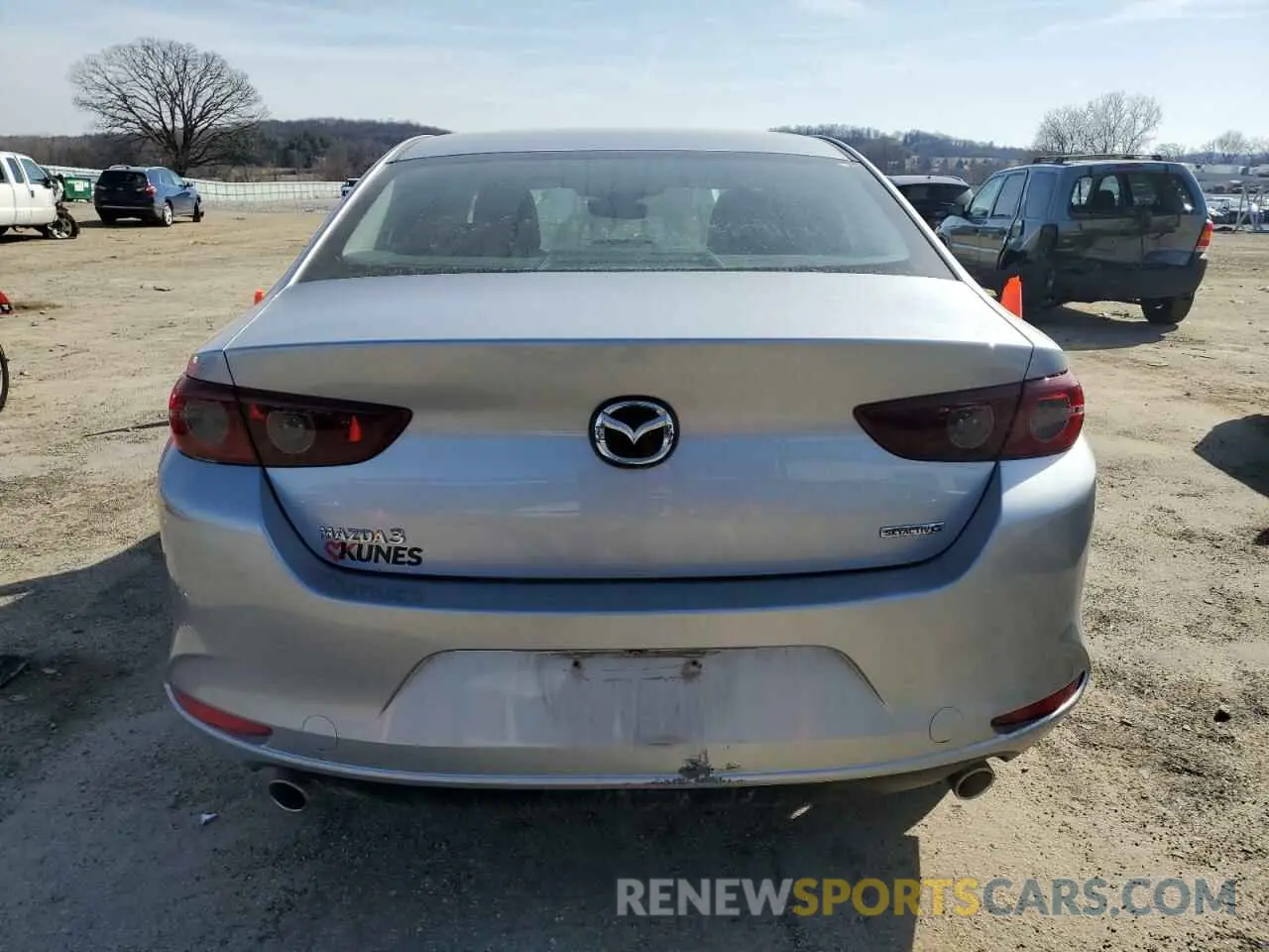 6 Photograph of a damaged car 3MZBPACL7LM131912 MAZDA 3 2020