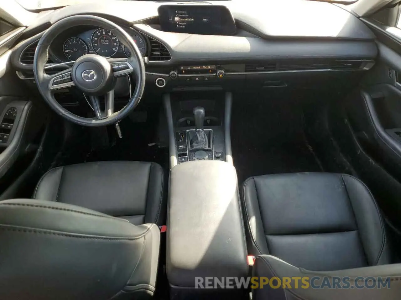 8 Photograph of a damaged car 3MZBPACL7LM131912 MAZDA 3 2020