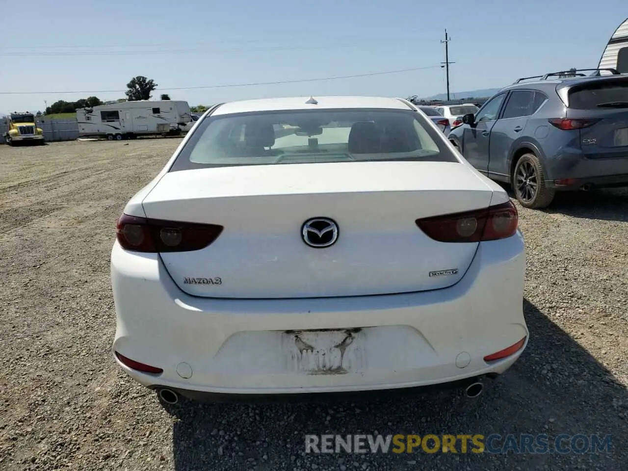 6 Photograph of a damaged car 3MZBPADL0LM118837 MAZDA 3 2020