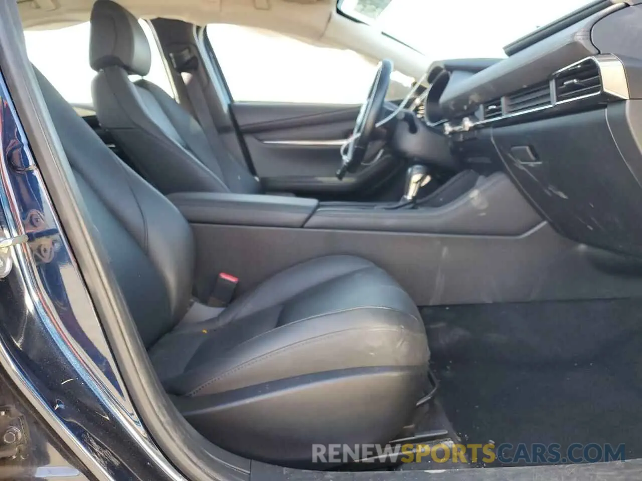 7 Photograph of a damaged car 3MZBPADL2LM118323 MAZDA 3 2020