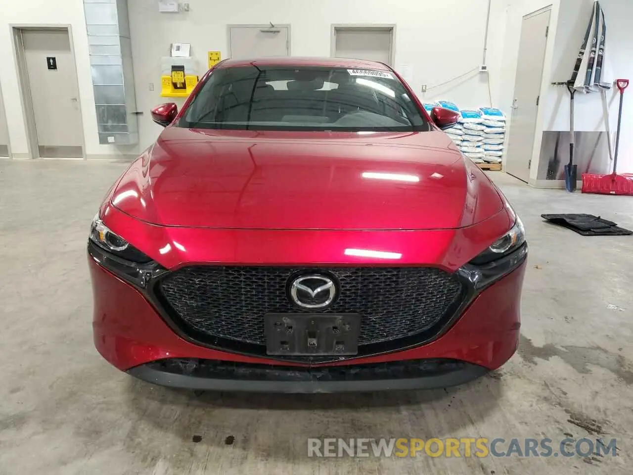 5 Photograph of a damaged car JM1BPAK72L1176020 MAZDA 3 2020
