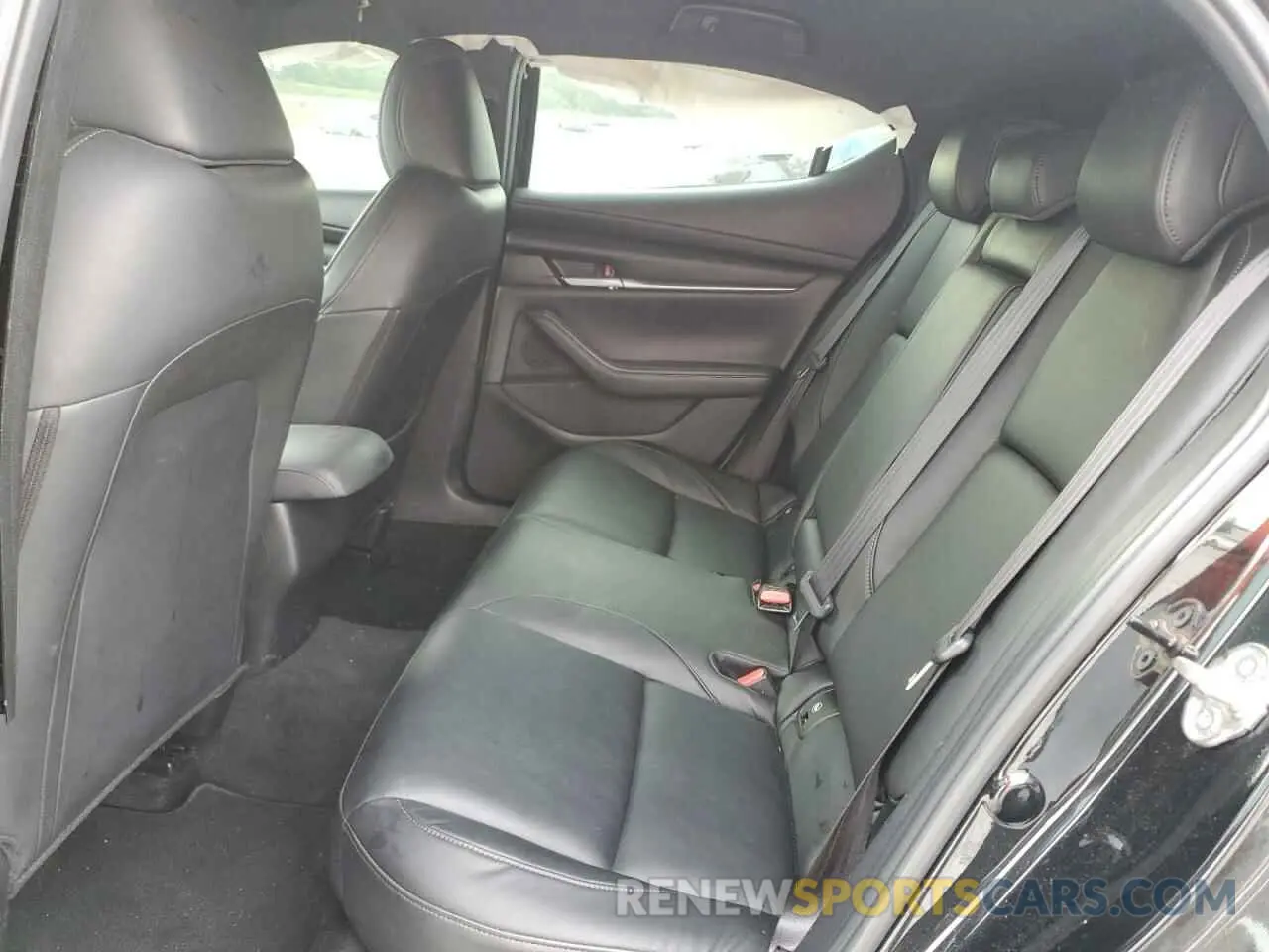 10 Photograph of a damaged car JM1BPALM2L1158699 MAZDA 3 2020