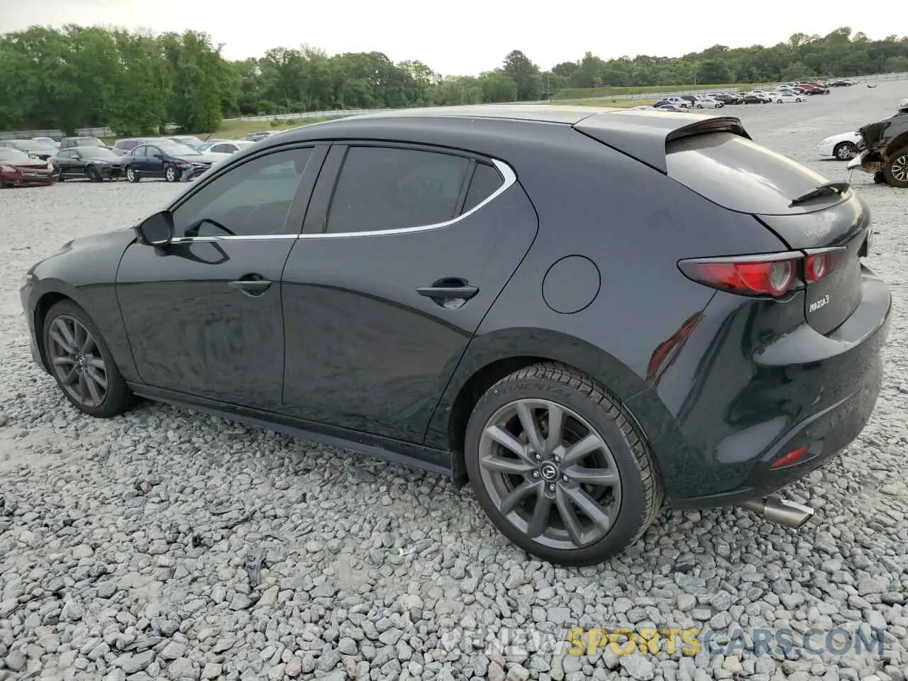 2 Photograph of a damaged car JM1BPALM2L1158699 MAZDA 3 2020