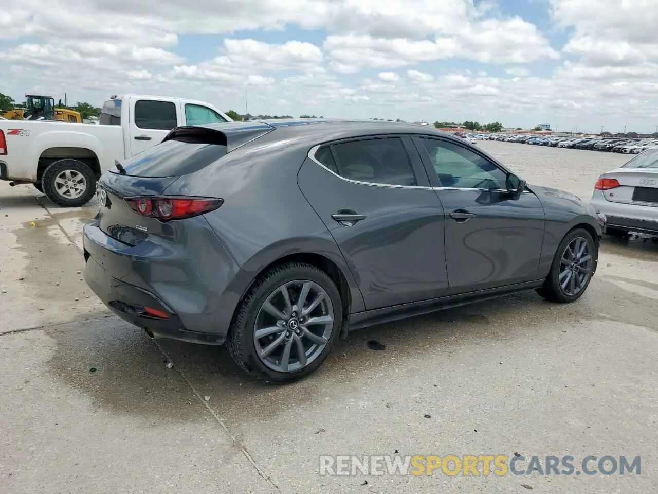 3 Photograph of a damaged car JM1BPALM3L1161384 MAZDA 3 2020
