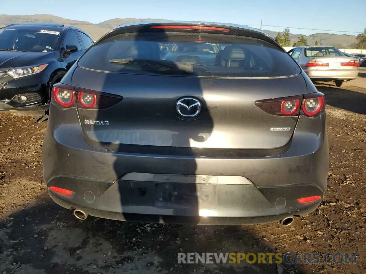6 Photograph of a damaged car JM1BPALM8L1176320 MAZDA 3 2020