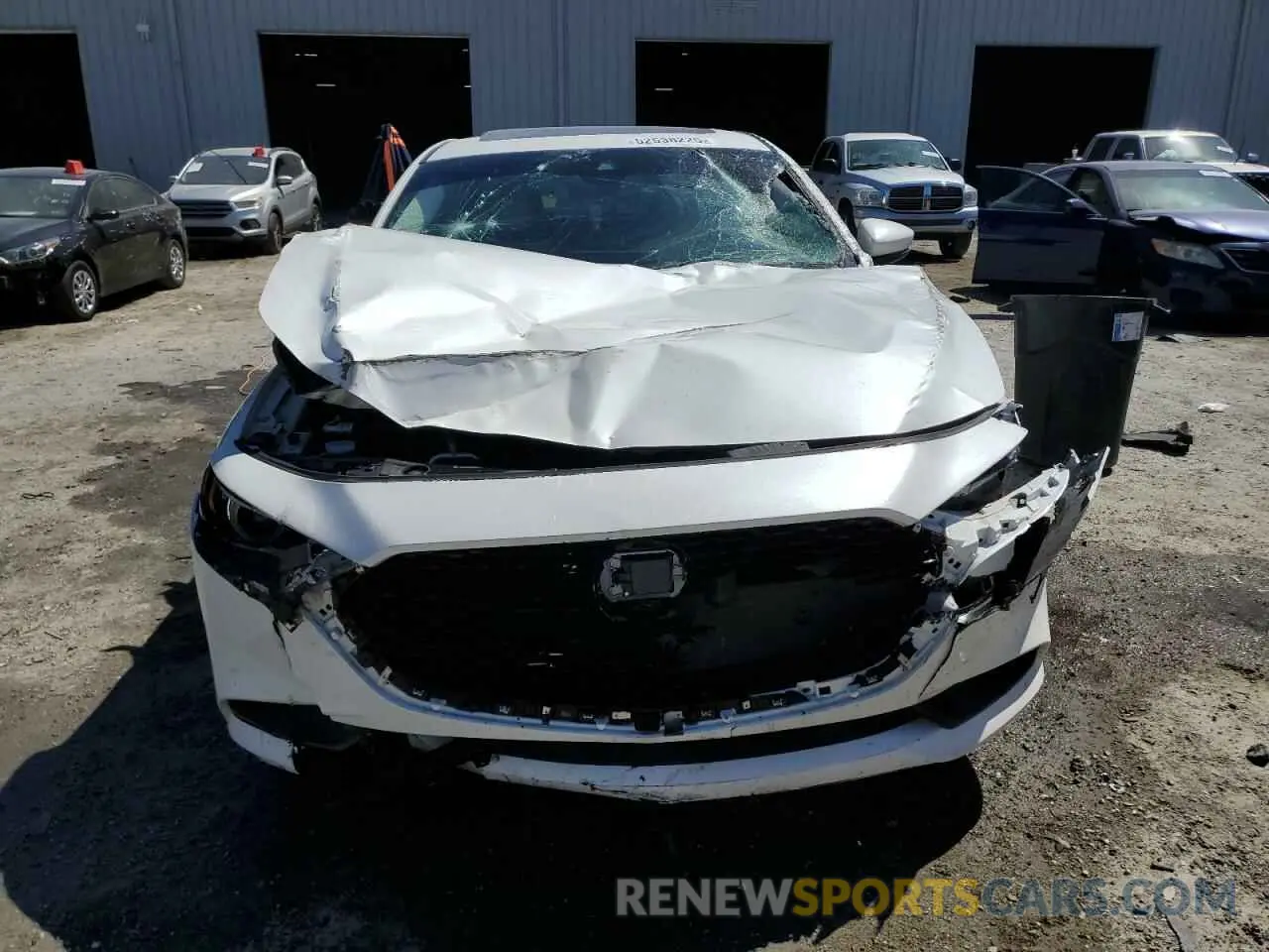 5 Photograph of a damaged car JM1BPBEM6L1172348 MAZDA 3 2020