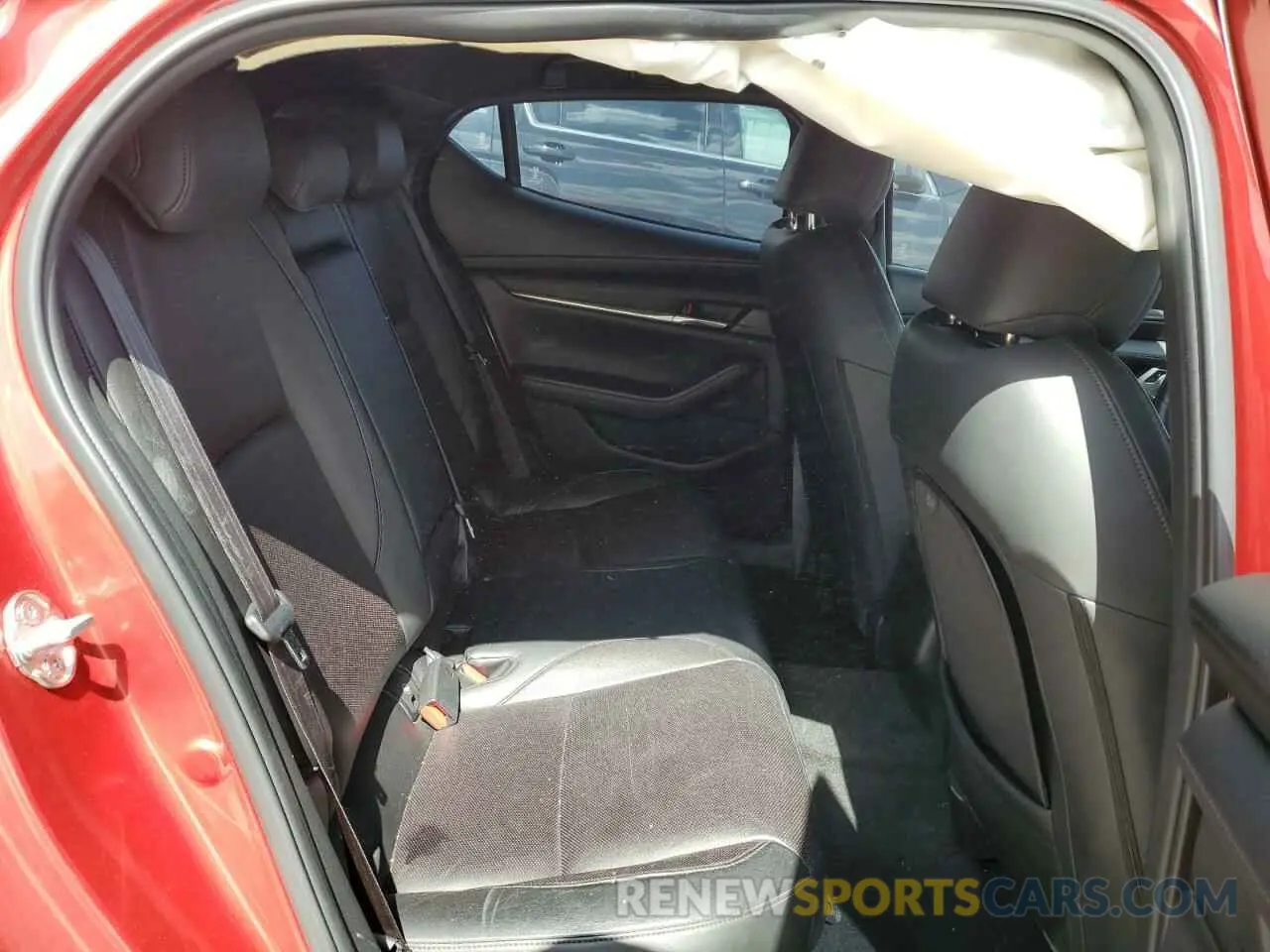 10 Photograph of a damaged car JM1BPBMMXL1153156 MAZDA 3 2020
