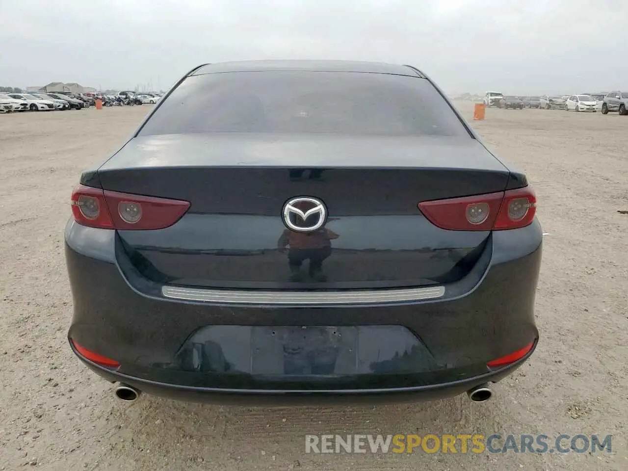 6 Photograph of a damaged car 3MZBPAA77MM206339 MAZDA 3 2021