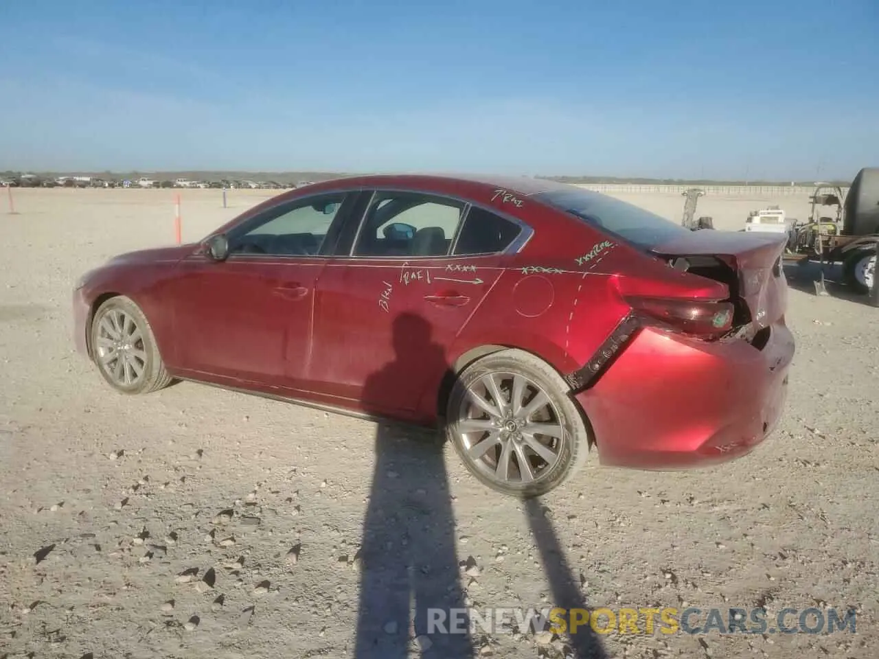2 Photograph of a damaged car 3MZBPABM9MM207755 MAZDA 3 2021