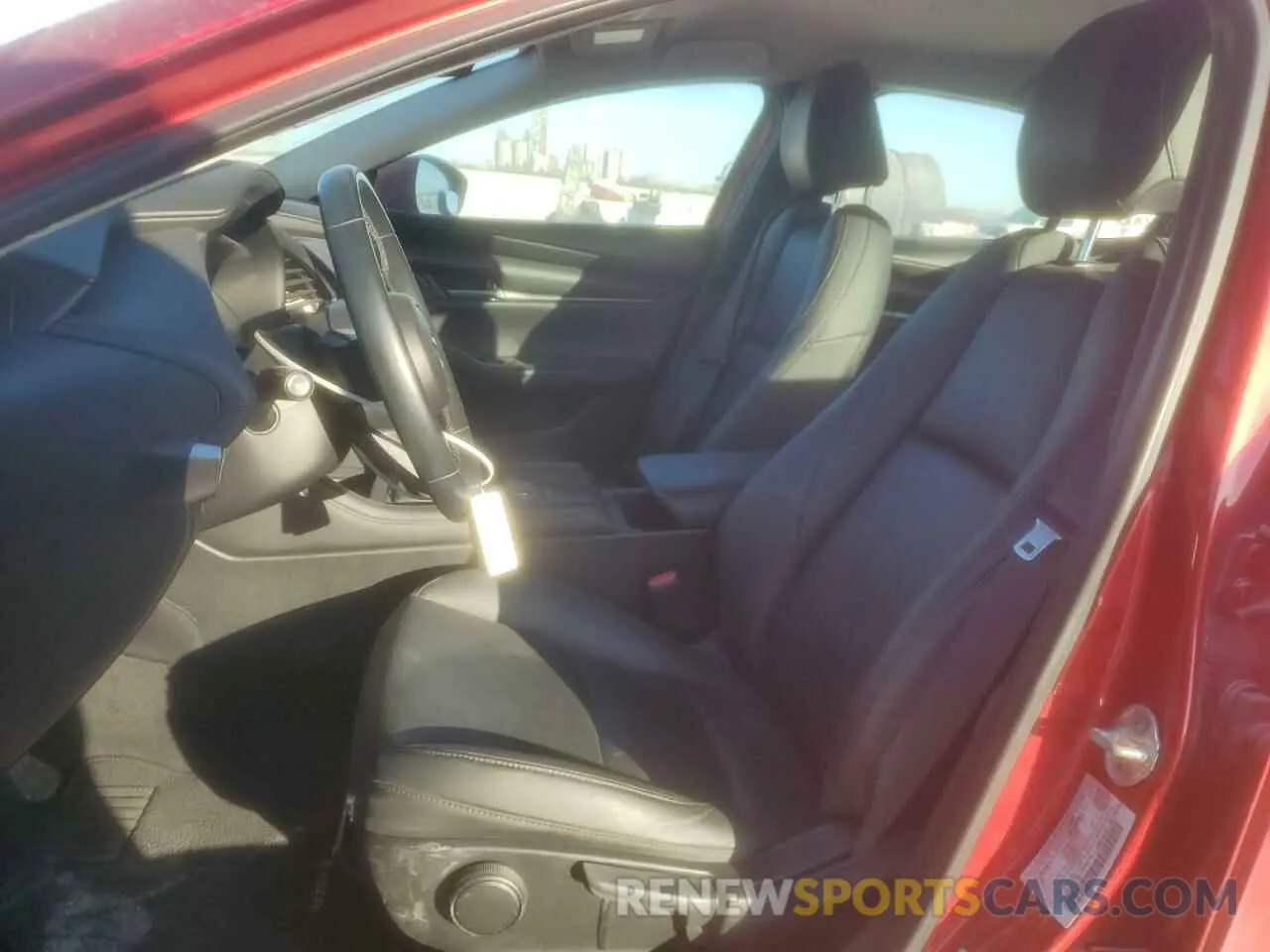 7 Photograph of a damaged car 3MZBPABM9MM207755 MAZDA 3 2021