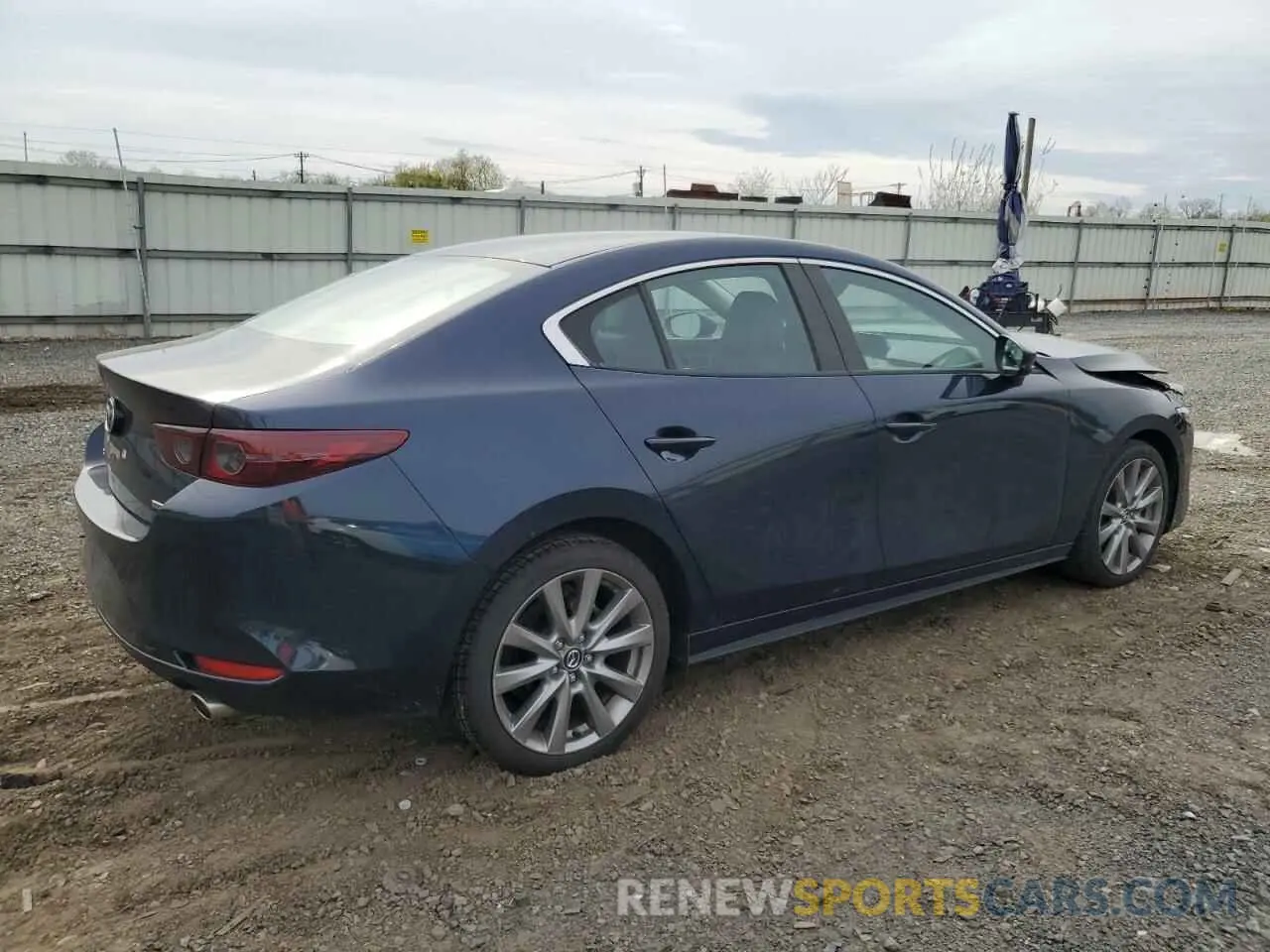 3 Photograph of a damaged car 3MZBPACL2MM253837 MAZDA 3 2021