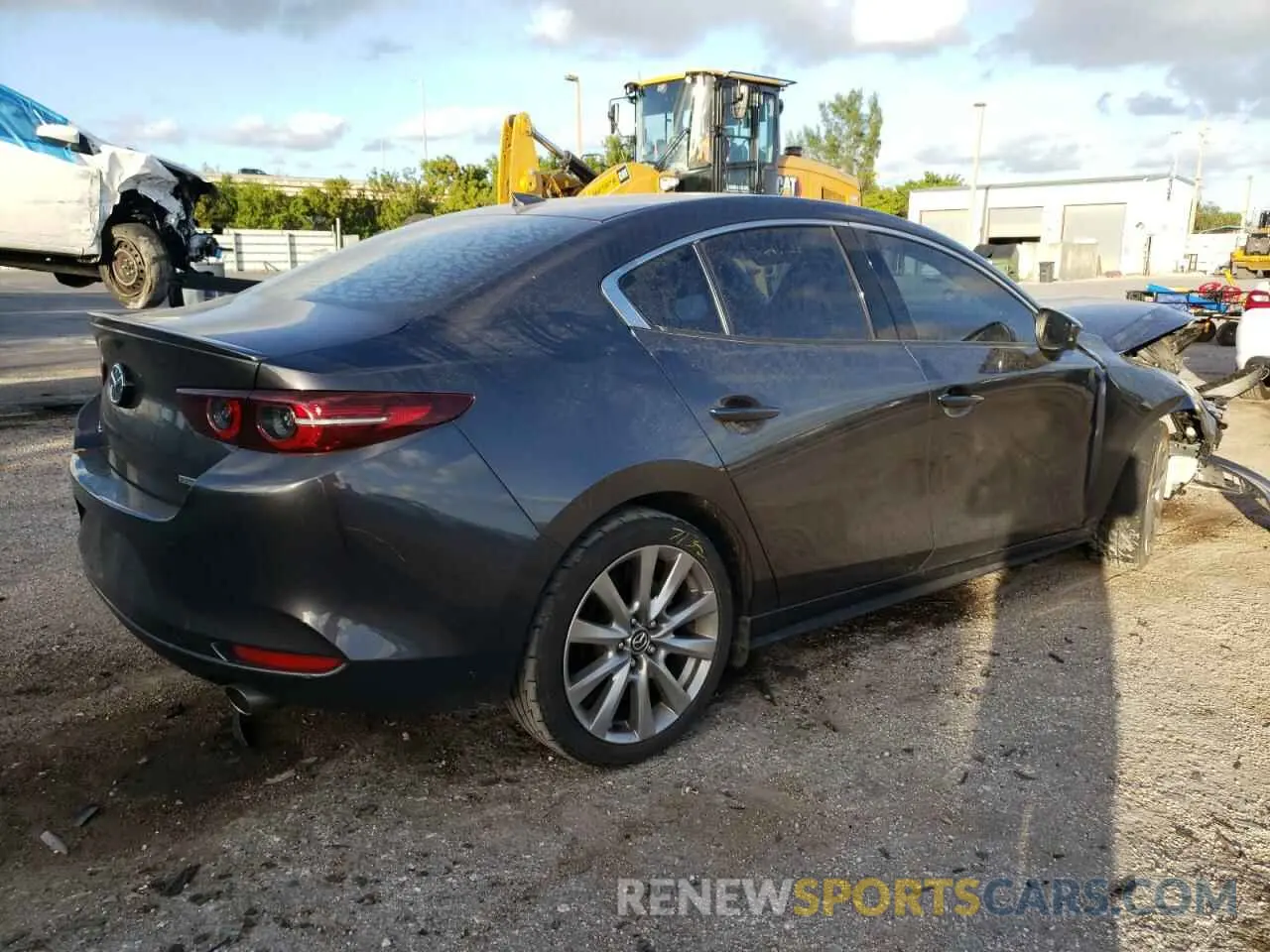 3 Photograph of a damaged car 3MZBPADL0MM200357 MAZDA 3 2021