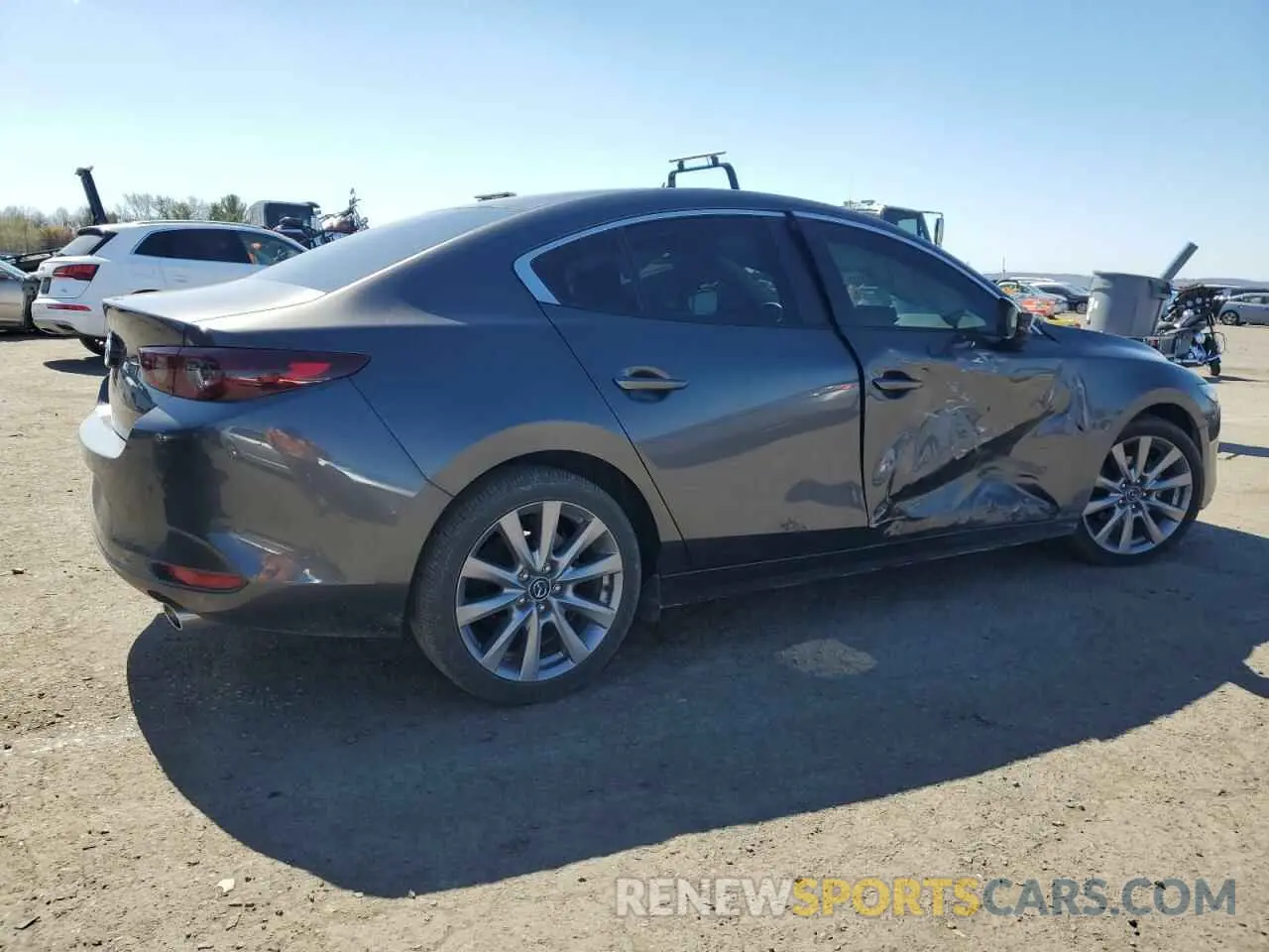 3 Photograph of a damaged car 3MZBPBBL1MM251813 MAZDA 3 2021