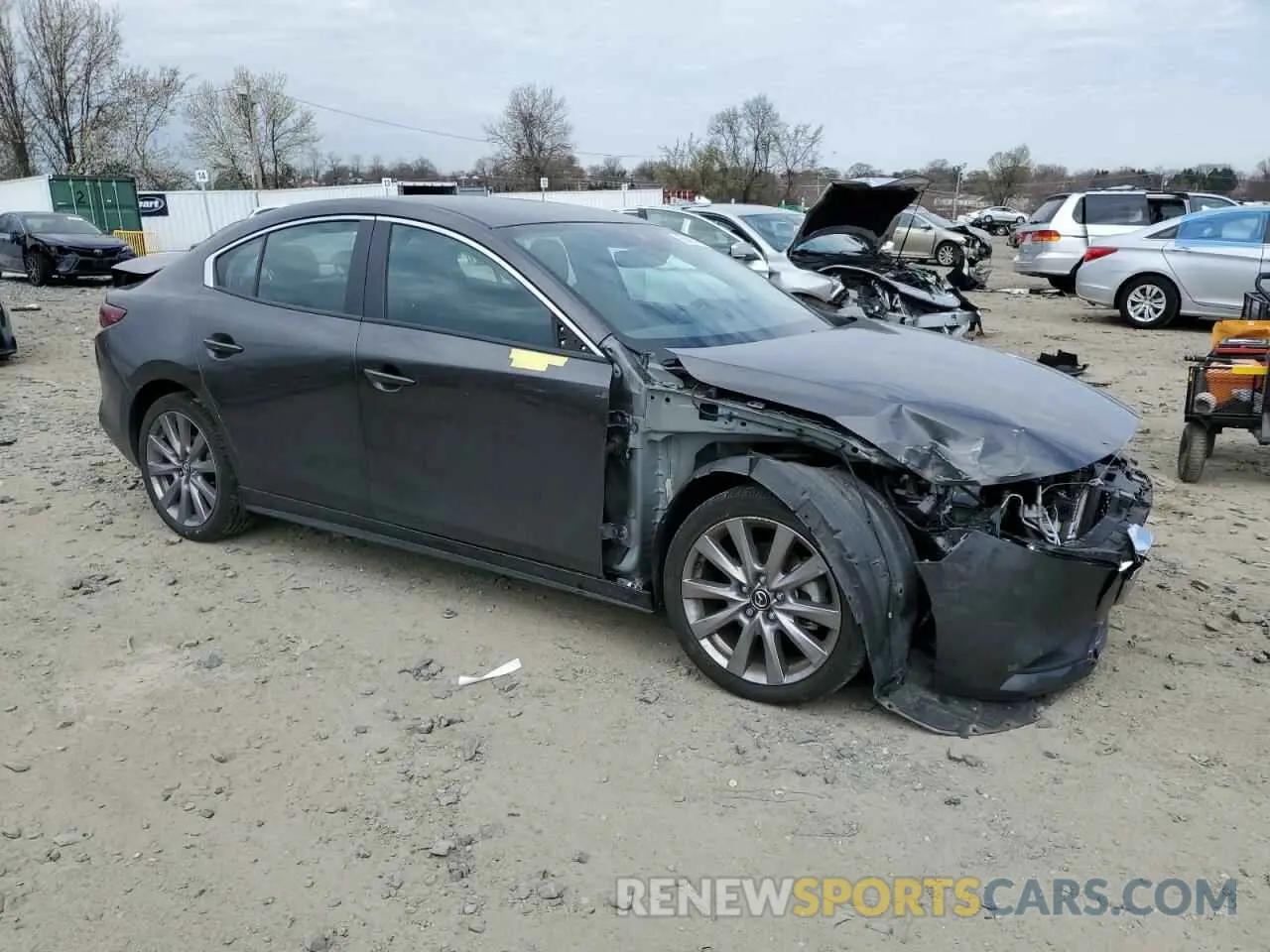 4 Photograph of a damaged car 3MZBPBBM3MM205067 MAZDA 3 2021